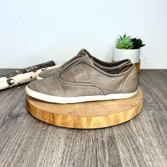 *FRYE | Mindy Slip-On Leather Sneaker Shoes in Tan Brown Size 9.5 - Picture 8 of 16